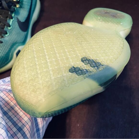 Nike Kobe Bryant X 10 size 9 US 42.5 EUR "vino" Green and Black Athletic Shoes - Picture 12 of 12